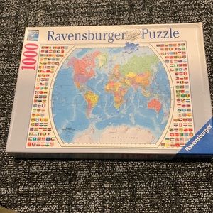 1000 pieces great condition only put together once